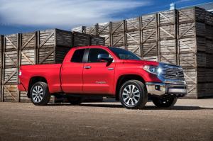 Toyota Tundra Limited Double Cab 2017 года